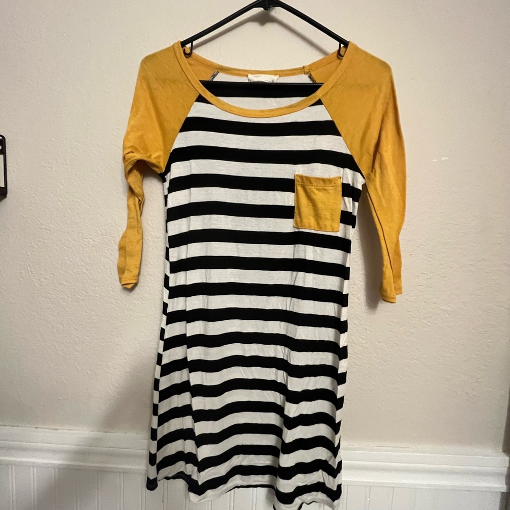 22nd by Binee Long stripe Tee or Dress